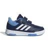 Adidas Sneaker robuste create in parte con materiali riciclati.